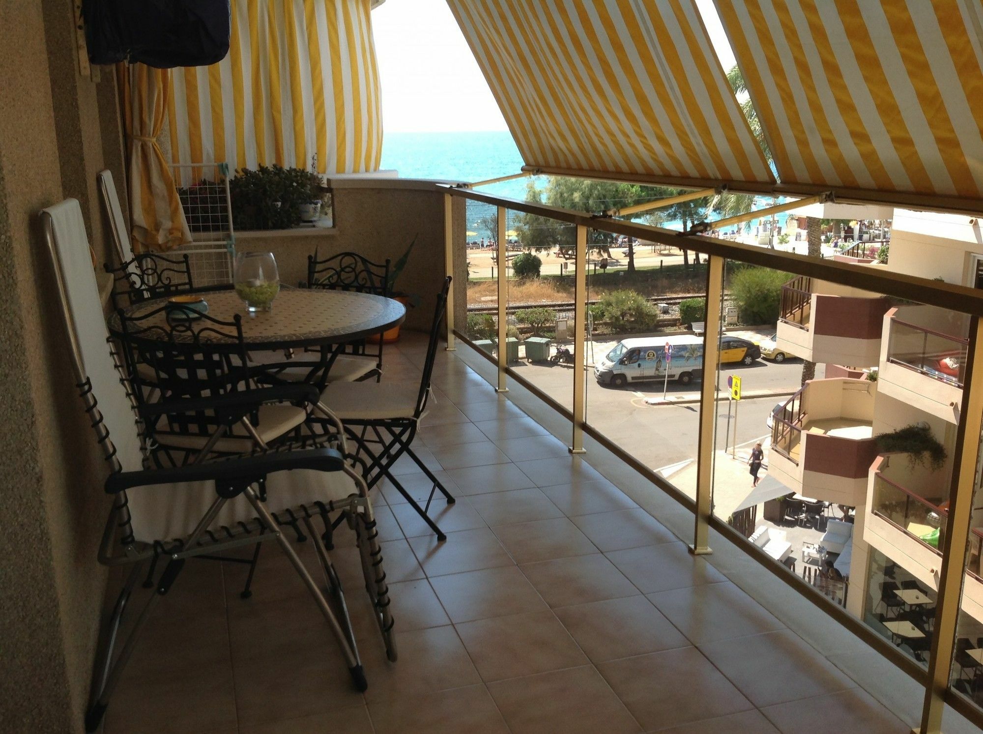 Vivalidays Michele Apartment Pineda de Mar Exterior photo